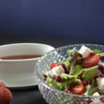 Salat mit Feta und Granatapfel Low Carb
