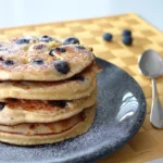 Protein Pancakes mit Heidelbeeren Low Carb